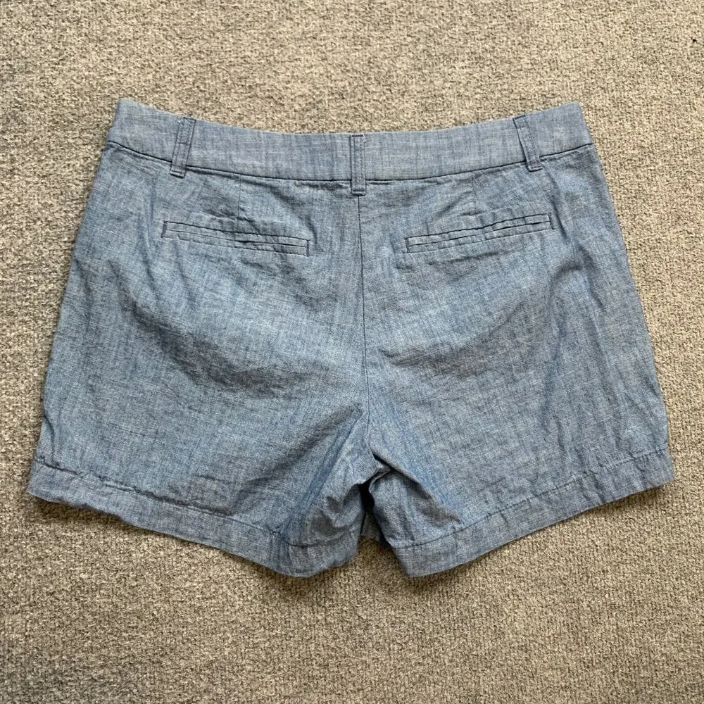 J Crew Shorts Women 8 Blue Classic Chambray Zip Fly Cotton Mid Rise Pocket Chino